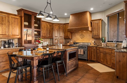 Oak Creek House | 5.5k Sqft Luxury Home with Large Suites, Views, Hot Tub & Firepit