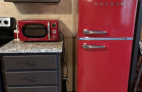 Buckhead Cabin | 5 Acre Lakefront Oconee Log Home! Dock, Fire Pit. Fish, Boat, Marina, Stables