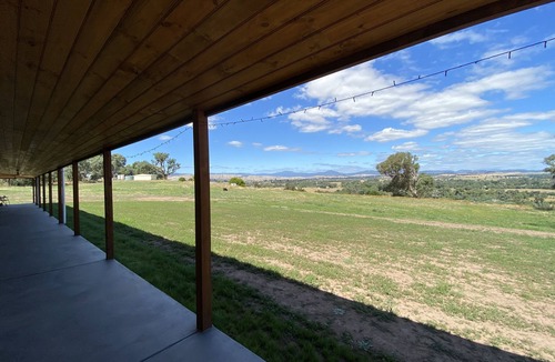 Mansfield House | 5 acre property with magnificent views