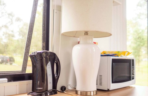 Jimboomba House | 5-Acre Retreat (Single) by Tiny Away