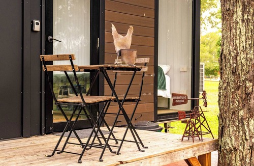 Jimboomba House | 5-Acre Retreat (Single) by Tiny Away