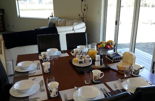 Kinleith Bed & Breakfast | 5 Acres B&B