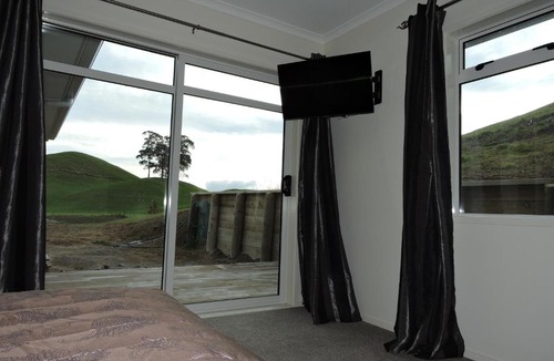 Kinleith Bed & Breakfast | 5 Acres B&B