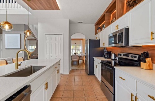 Cumbrian Lakes House | 5 BD/4 BA/Cumbrian Lakes (4645 CL)
