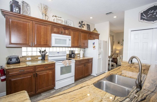 Sunset Lakes Villa | 5 BDR home 4 miles from disney * Exquisite Star Wars themed game room!