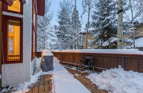 Warrior's Mark West House | 5 BDR Spacious Retreat Peaceful and Serene Views