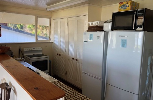 Port Charles House | 5 Bdrm Beachfront Family Escape