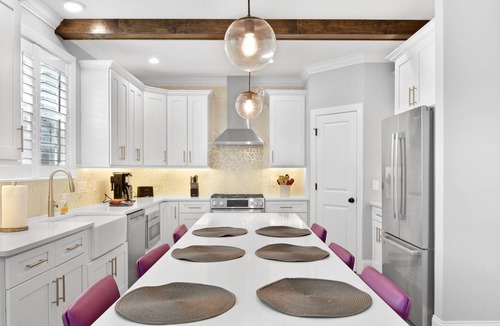 Saint Simons Heights House | 5 bed/3 bath Home with Heated Saltwater Pool