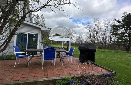 Skaneateles House | 5 Bed/3 Bth Highland Ave