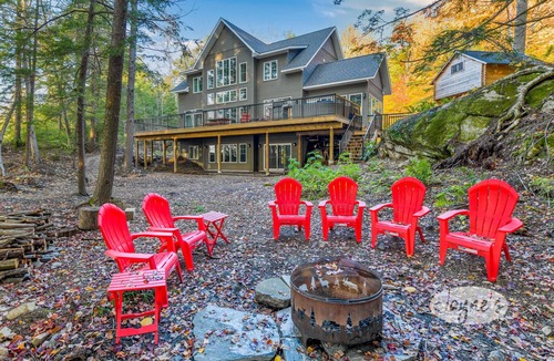 Algonquin Highlands Cottage | 5 bed, 4 bath cottage on Kawagama Lake