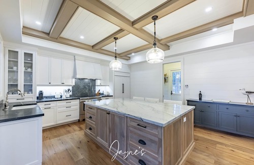 Muskoka Lakes Cottage | 5 bed 5 bath on Lake Muskoka