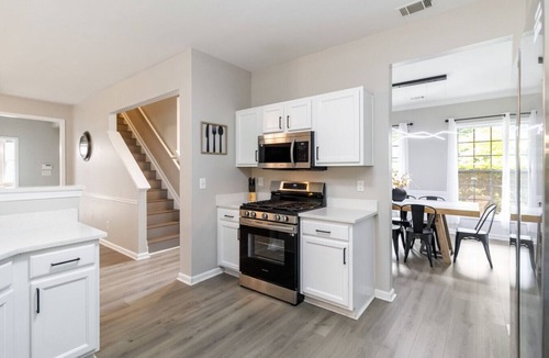 Duluth House | 5-Bed Gem Close to Duluth Fun-Sleeps 16