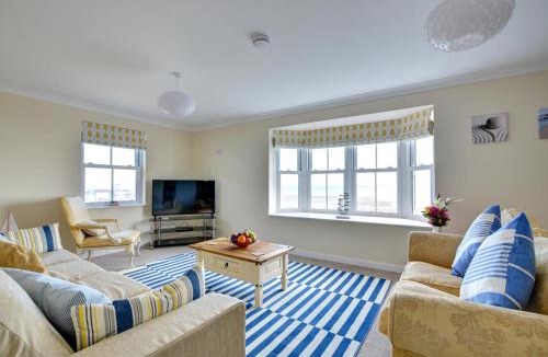 Amroth House | 5 Bed in Amroth oc-pw9068