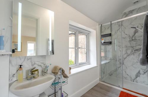 Battle House | 5 Bed in Battle oc-c31779