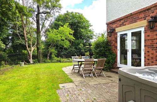 Belper House | 5 Bed in Belper oc-b29775