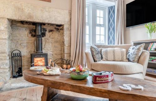 Old Bewick House | 5 Bed in Biddlestone oc-b30105