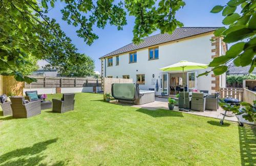 Bradworthy House | 5 Bed in Bradworthy oc-d31987