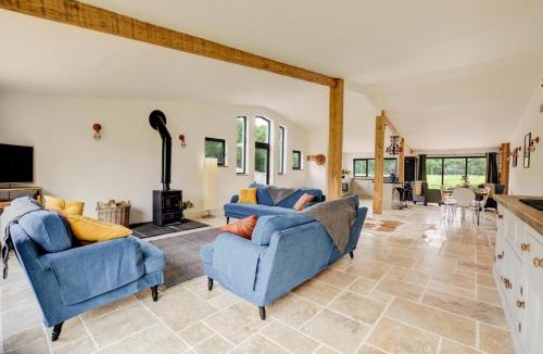 Melton Constable House | 5 Bed in Briston oc-2005