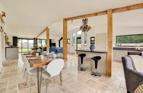 Melton Constable House | 5 Bed in Briston oc-2005