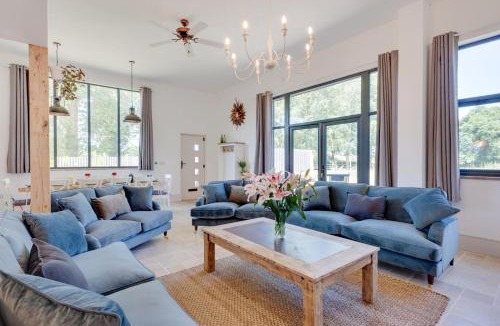 Melton Constable House | 5 Bed in Briston oc-2304