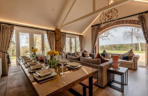 Welby House | 5 Bed in Haceby oc-c31061