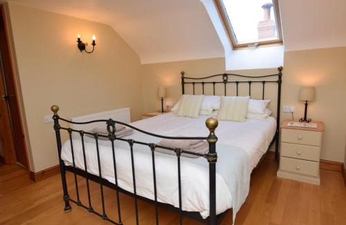 Hartland House | 5 Bed in Hartland DOCOM