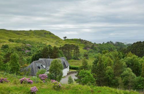 Lochailort House | 5 Bed in Lochailort CA231