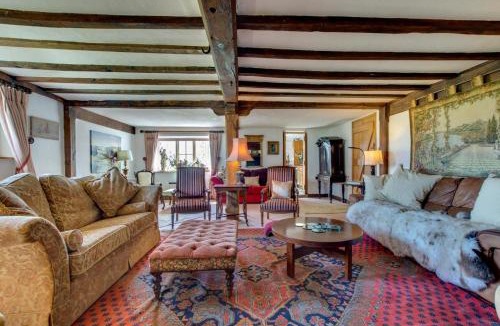 Hailsham House | 5 Bed in Magham Down oc-sx942