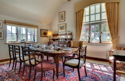 Hailsham House | 5 Bed in Magham Down oc-sx942