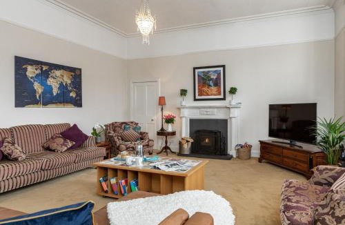 Gattonside House | 5 Bed in Melrose 79418