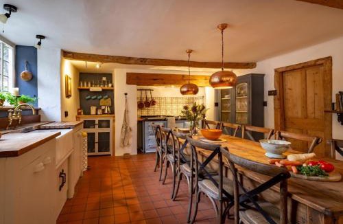 Dunster House | 5 Bed in Minehead oc-63301