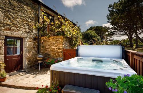 Redruth House | 5 Bed in Portreath HELLF