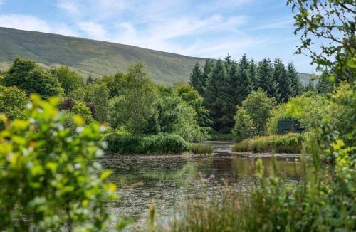 Hawes House | 5 Bed in Snaizeholme oc-w32200