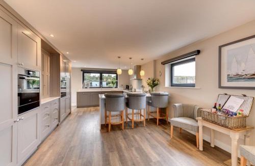 Deal House | 5 Bed in Walmer oc-do022