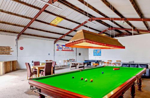 Saint Blazey House | 5 Bed in Wellington oc-77900