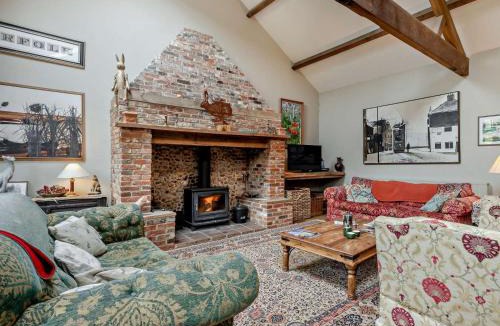 Holt House | 5 Bed in Wiveton KT021