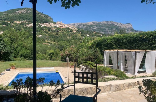 Le Bar-sur-Loup Villa | 5 bed villa spectacular views, swimming pool.