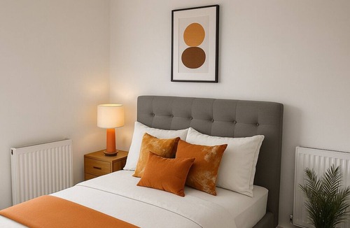 Wolverhampton House | 5-Bed, Wolverhampton | Modern Stay + Free Parking