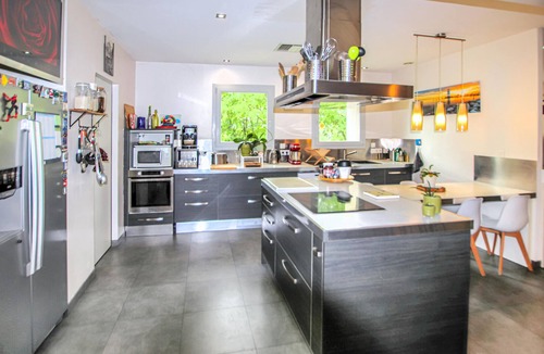 Saint-Fortunat-sur-Eyrieux House | 5 bedroom amazing home in Saint-Fortunat-Sur-Eyr