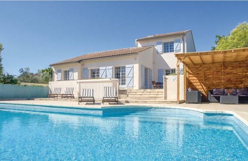 Thezan-les-Beziers House | 5 bedroom accommodation in Thézan-lès-Béziers