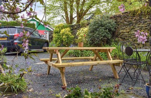 Bowness-on-Windermere Cottage | 5 bedroom accommodation in Bowness-on-Windermere