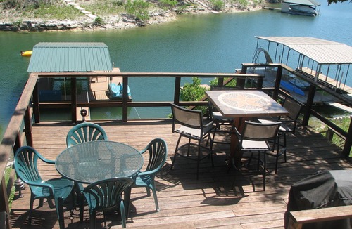 Point Venture House | 5 bedroom/4 bath TH, with private boat dock on Lake Travis in Point Venture