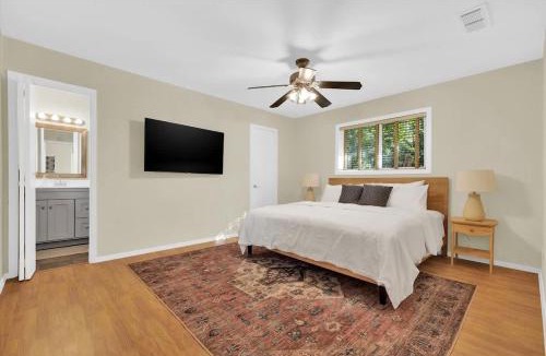 Barton Hills House | 5 Bedroom 4 Bath Zilker Villa Big Yard in Zilker Barton Hills
