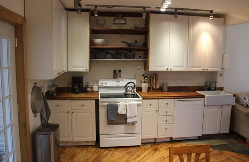 Downtown St. John's House | 5 bedroom, 4 bathroom, Jellybean Row House, sleeps 12, pet friendly