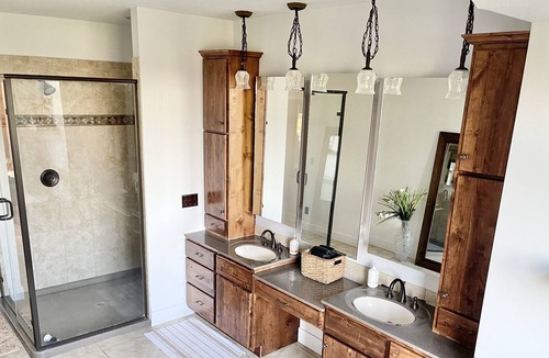 Emporia House | 5 Bedroom, 6 Bathroom Custom Home with Private Pool, Pool House, Chef's Kitchen