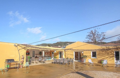 Saint-Martin-d'Ardeche House | 5 bedroom accommodation in St Martin d'Ardeche