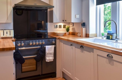 Royal Tunbridge Wells Cottage | 5 bedroom accommodation in Tunbridge Wells