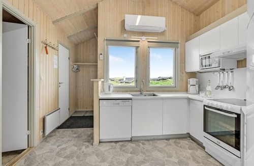 Bjerregard Strand House | 5 bedroom accommodation in Hvide Sande