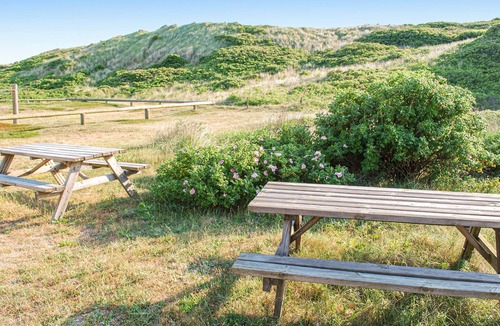 Bjerregard Strand House | 5 bedroom accommodation in Hvide Sande