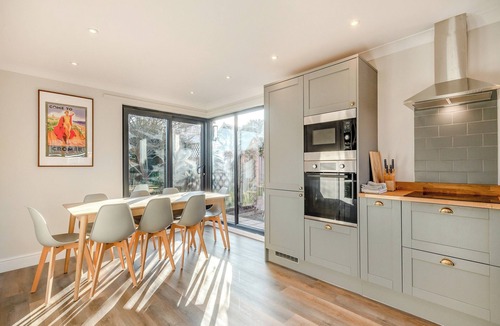 Overstrand Cottage | 5 bedroom accommodation in Overstrand